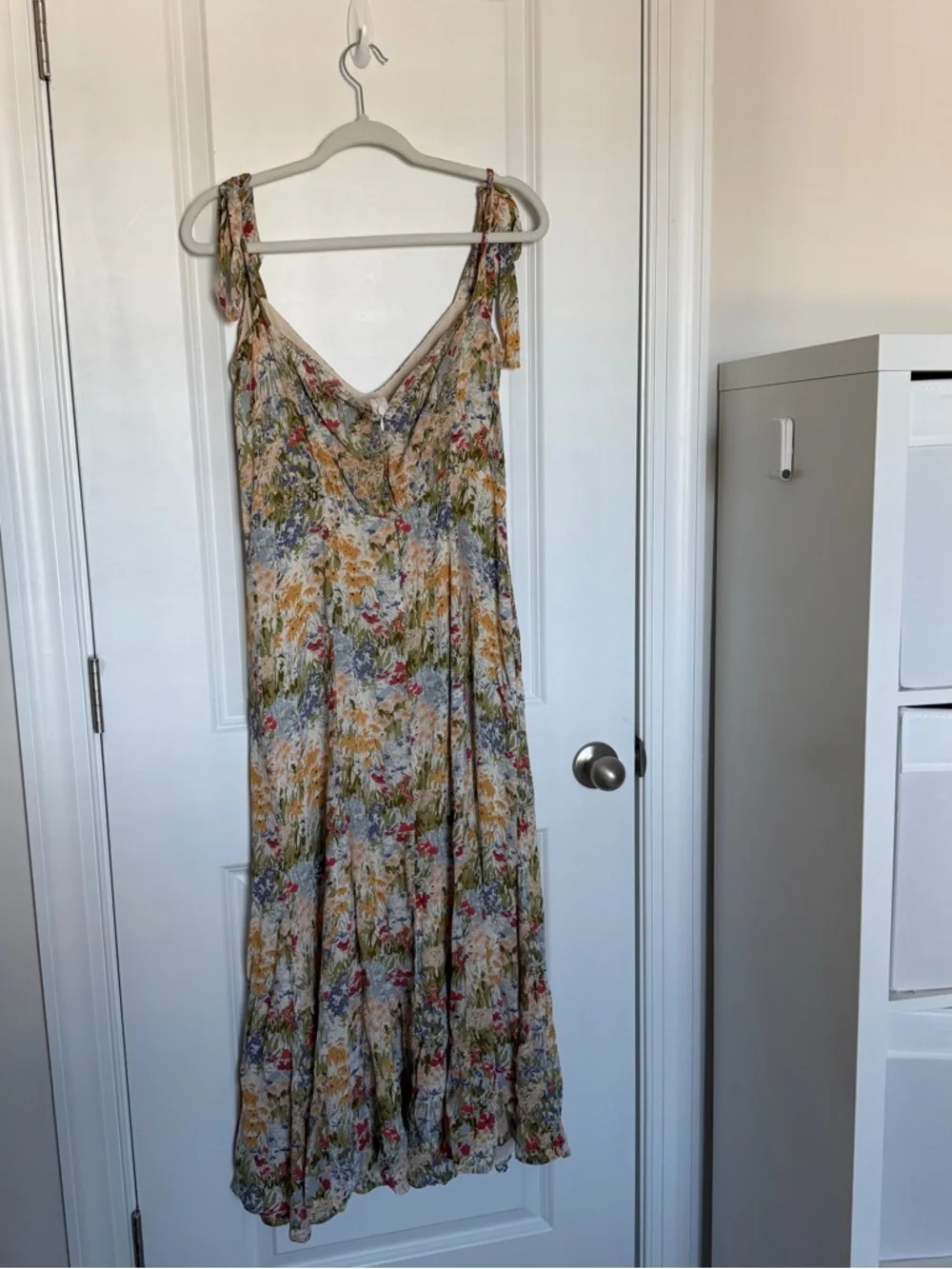 Reformation Nadira Floral Midi Dress Countryside - Picture 5 of 9